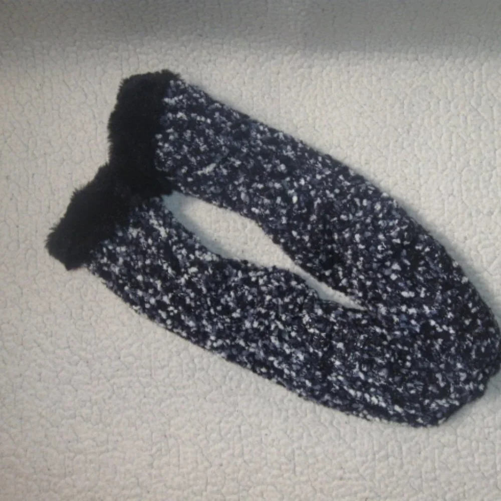 Jane and Bleecker Super Soft Gripper Socks